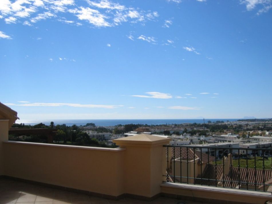 New Listing! Duplex Penthouse with panoramic views